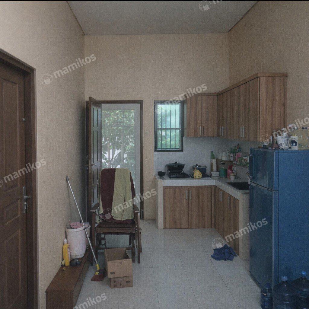 Rumah 4 Kamar Tidur 4 Kamar Mandi 1 Lantai Joglo Jakarta Barat - Photo 3