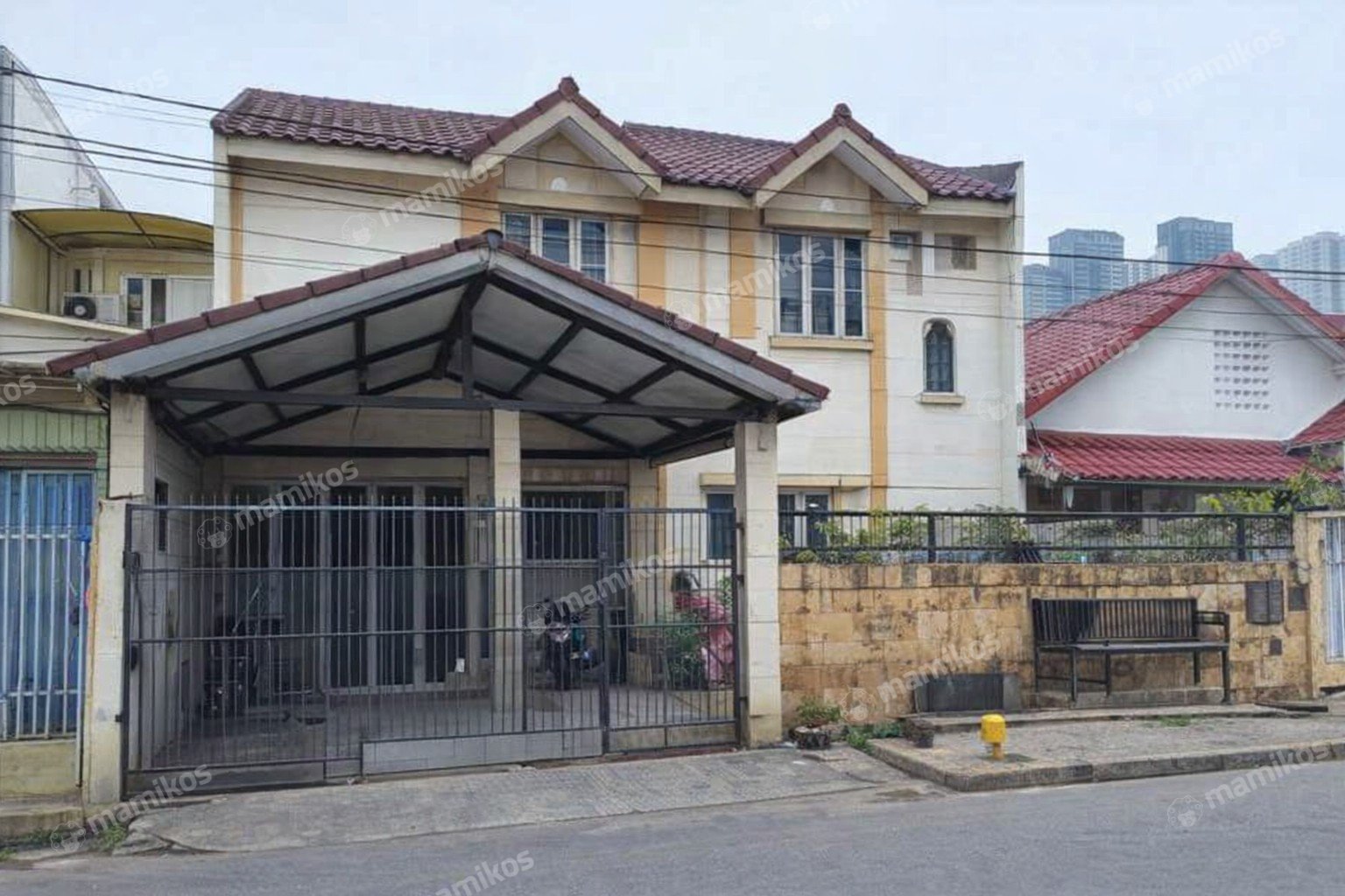 Rumah 6KT 3KM Taman Meruya Jakarta Barat - Photo 2