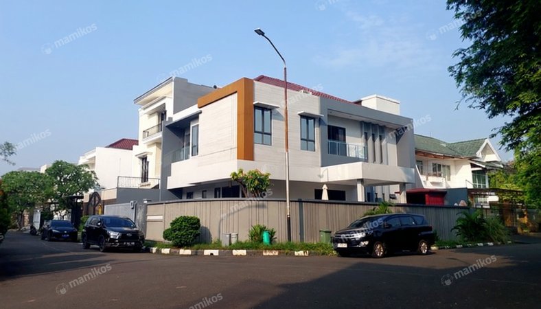 Rumah 5KT 4KM Puri Indah Jakarta Barat