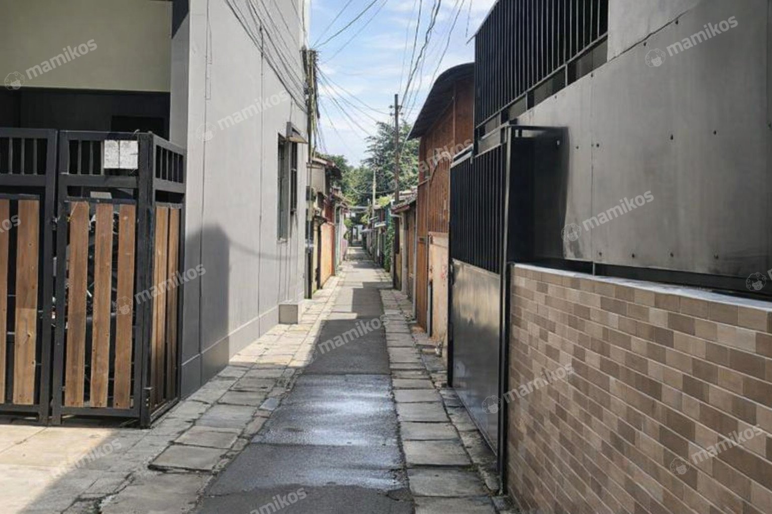 Rumah Sertifikat SHM 11 Kamar Tidur 4 Kamar Mandi Tanjung Duren Jakarta Barat