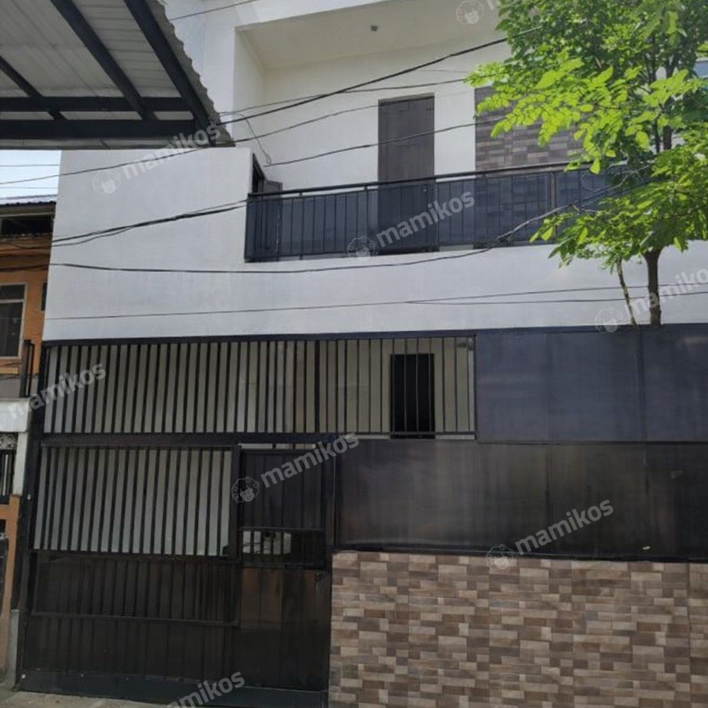 Rumah Sertifikat SHM 11 Kamar Tidur 4 Kamar Mandi Tanjung Duren Jakarta Barat - Photo 3
