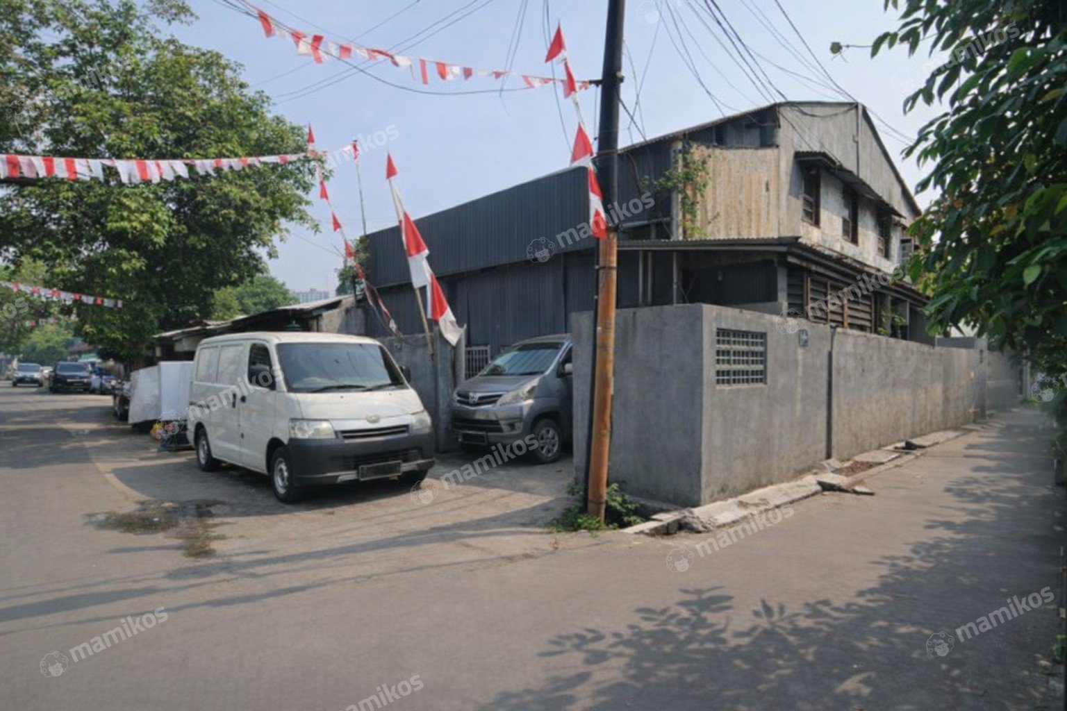 Rumah Sertifikat SHM 4 Kamar Tidur 4 Kamar Mandi Cengkareng Jakarta Barat - Photo 2