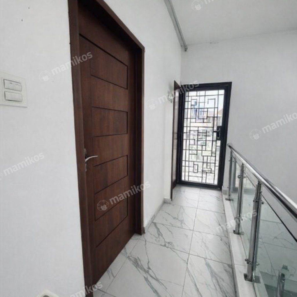 Rumah Sertifikat SHM 5 Kamar Tidur 4 Kamar Mandi Kelapa Gading Jakarta Utara - Photo 4