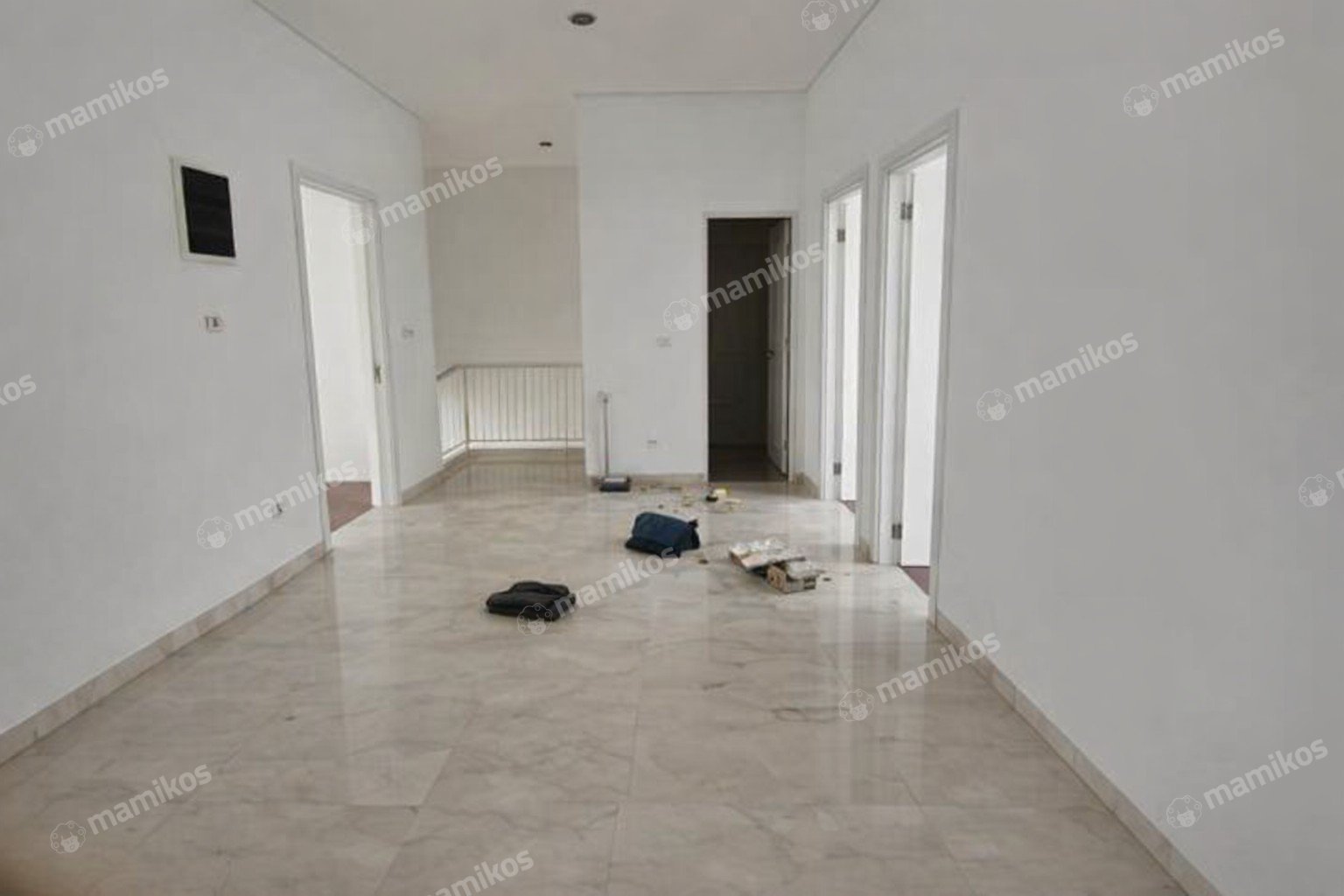 Rumah 5 Kamar Tidur 5 Kamar Mandi 2 Lantai Penjaringan Jakarta Utara