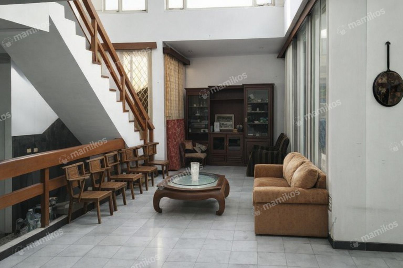 Rumah Sertifikat SHM 4 Kamar Tidur 3 Kamar Mandi Lebak Bulus Jakarta Selatan
