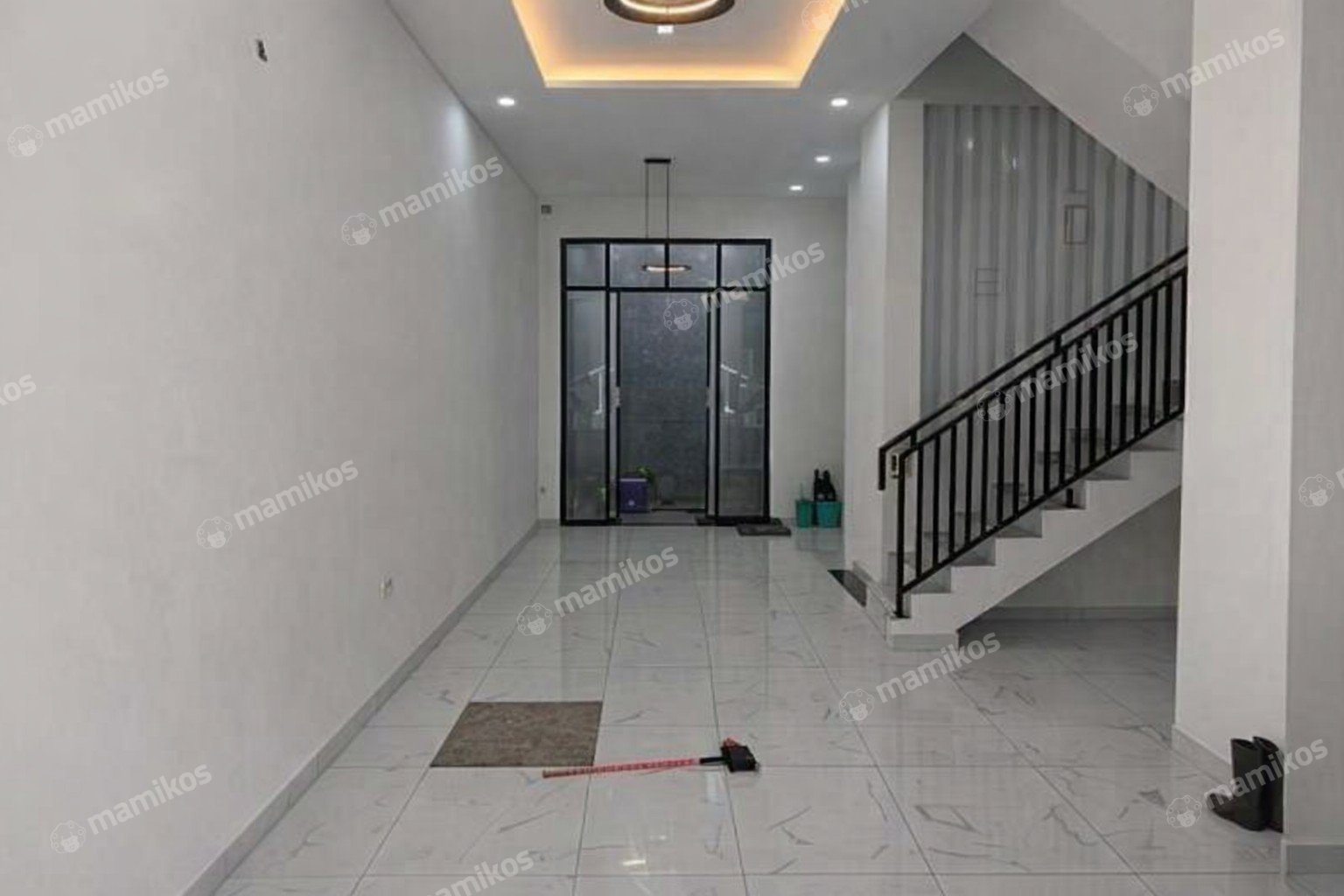 Rumah Sertifikat SHM 4 Kamar Tidur 3 Kamar Mandi Metland Puri Jakarta Barat