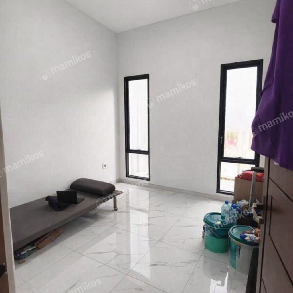 Rumah Sertifikat SHM 4 Kamar Tidur 3 Kamar Mandi Metland Puri Jakarta Barat - Photo 3