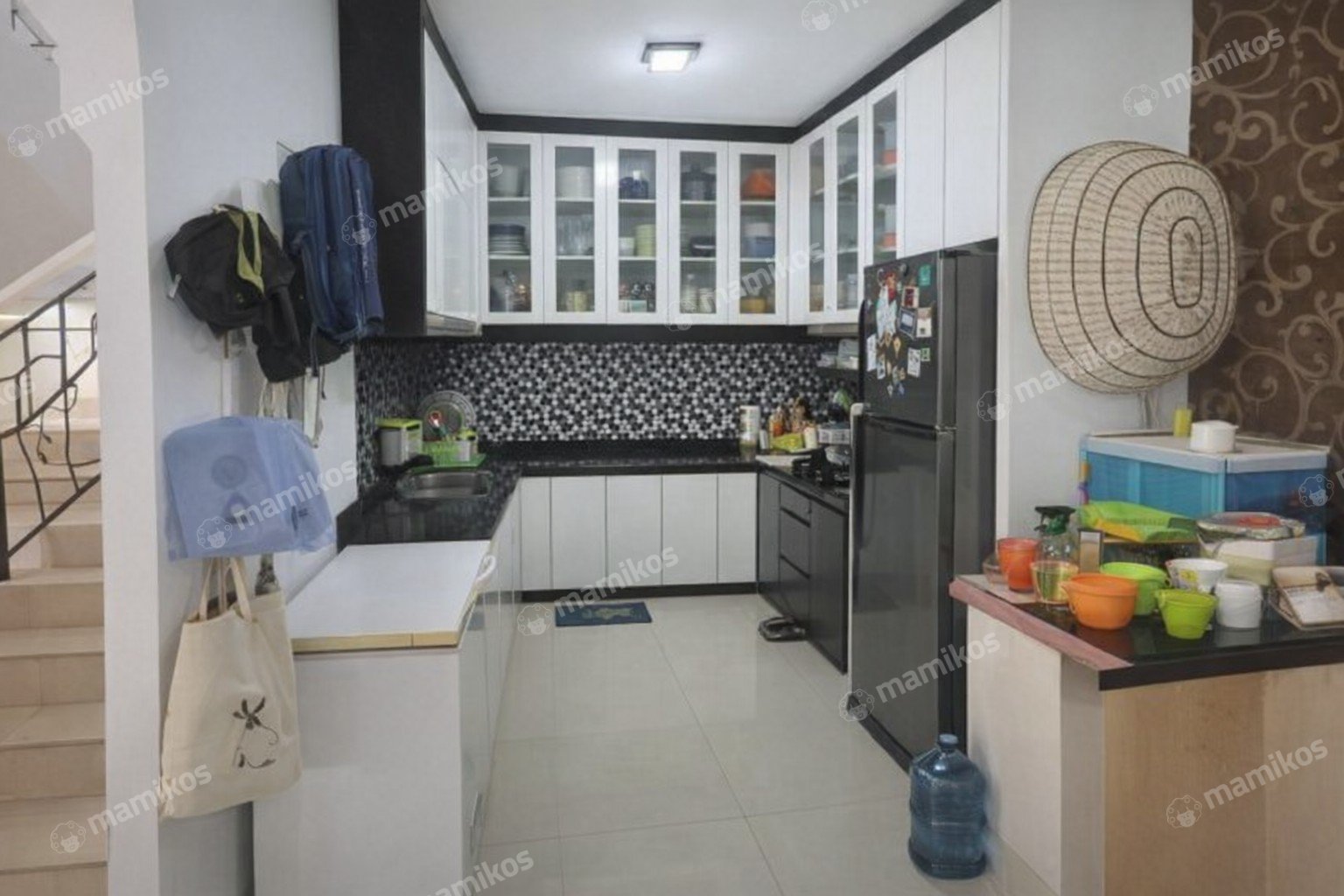 Rumah Sertifikat SHM 5 Kamar Tidur 2 Kamar Mandi Gandaria Jakarta Selatan - Photo 4