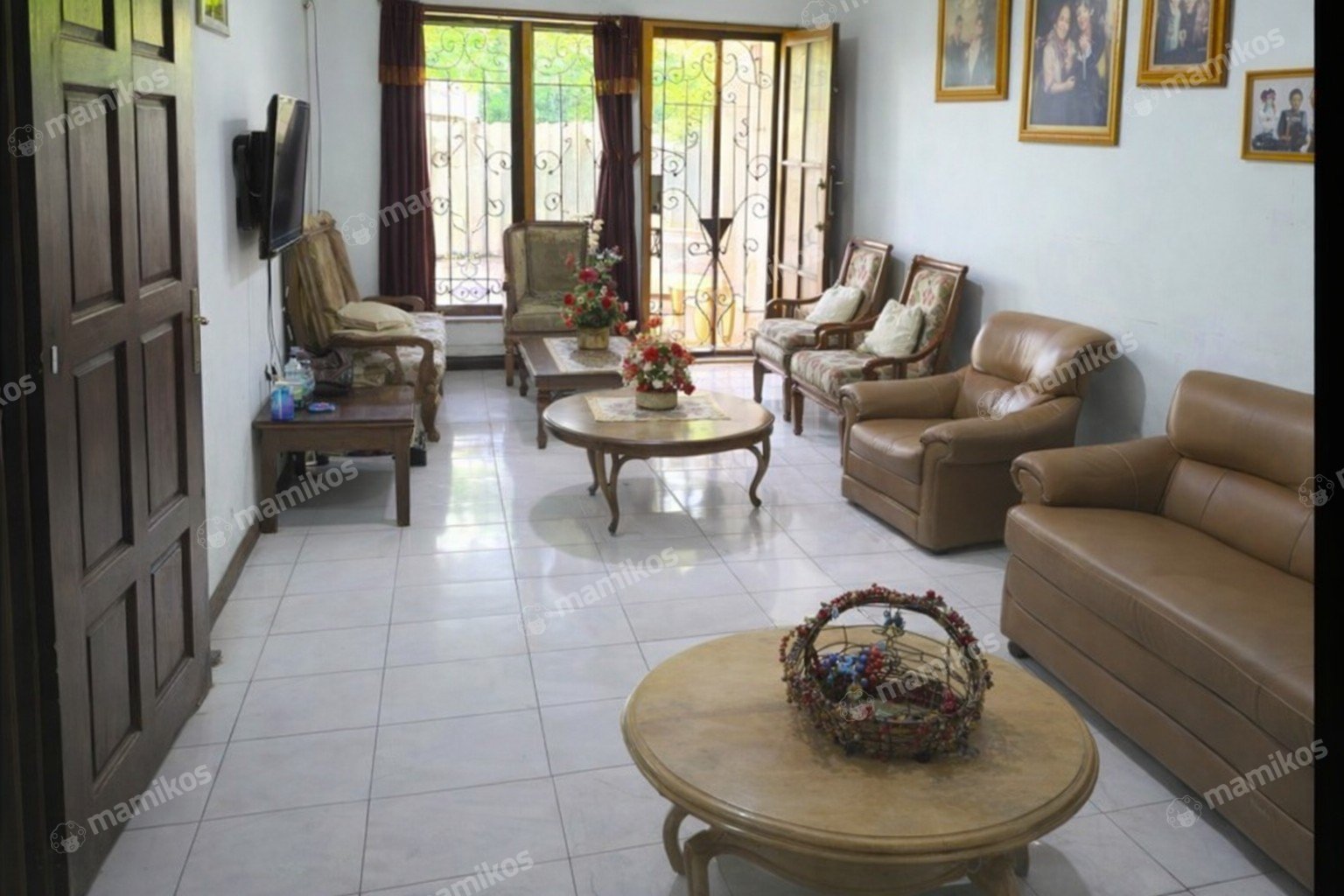 Rumah Sertifikat SHM 5 Kamar Tidur 3 Kamar Mandi Kembangan Jakarta Barat