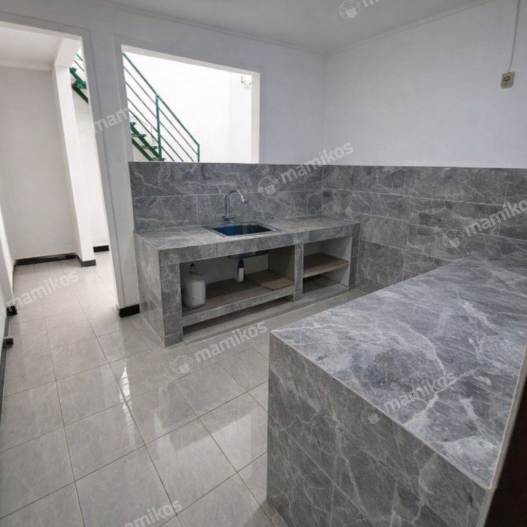 Rumah Sertifikat SHM 3 Kamar Tidur 2 Kamar Mandi Tamansari Jakarta Barat - Photo 4