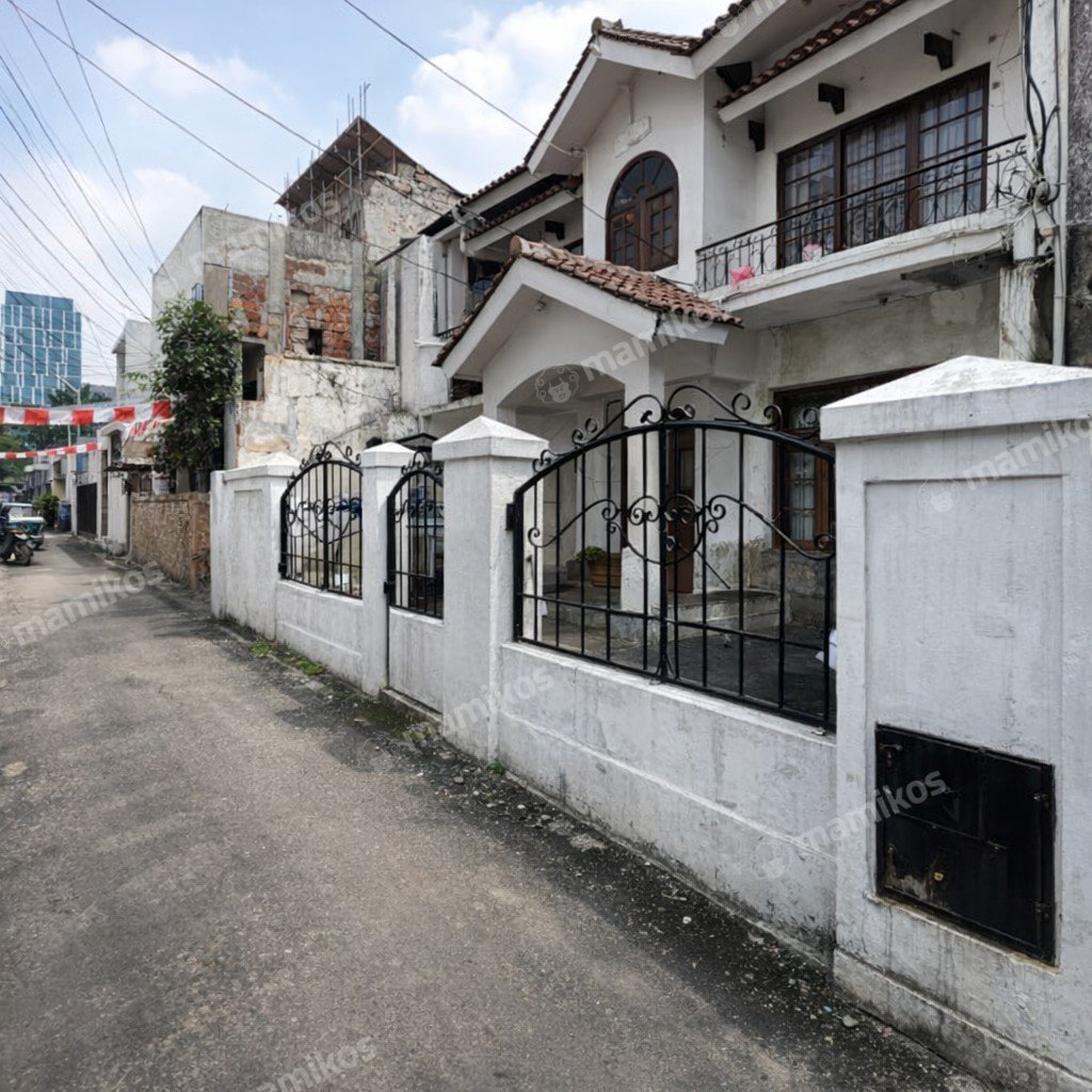 Rumah Sertifikat SHM 4 Kamar Tidur 3 Kamar Mandi Tebet Jakarta Selatan - Photo 3