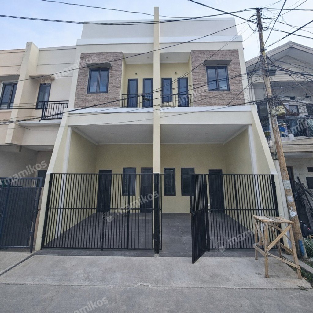 Rumah Sertifikat SHM 3 Kamar Tidur 3 Kamar Mandi Tanjung Duren Utara Jakarta Barat - Photo 4