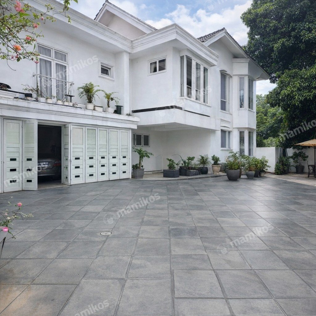 Rumah Sertifikat SHM 12 Kamar Tidur 13 Kamar Mandi Kemang Jakarta Selatan - Photo 2