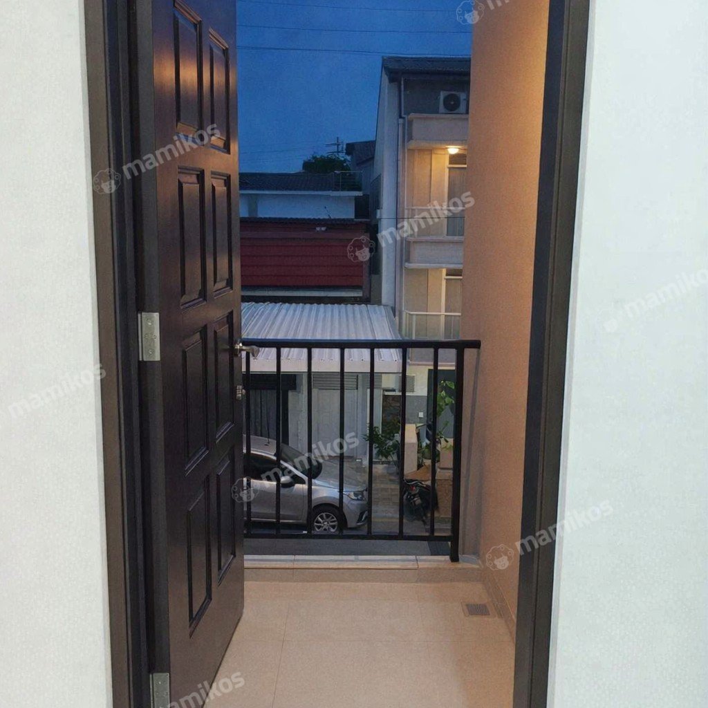 Rumah Sertifikat SHM 3 Kamar Tidur 3 Kamar Mandi Metland Puri Jakarta Barat - Photo 2