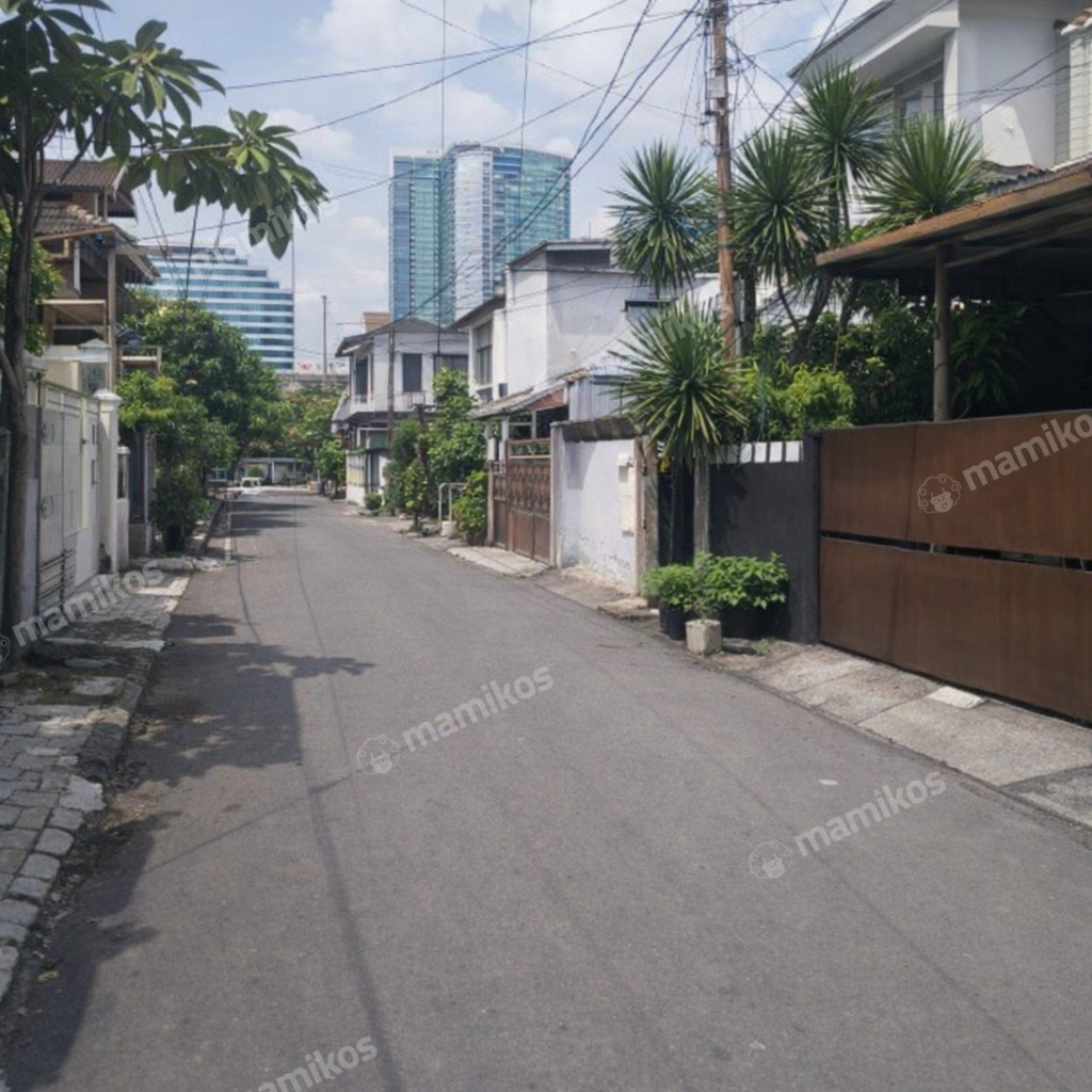 Rumah Sertifikat SHM 3 Kamar Tidur 2 Kamar Mandi Pondok Indah Jakarta Selatan - Photo 4