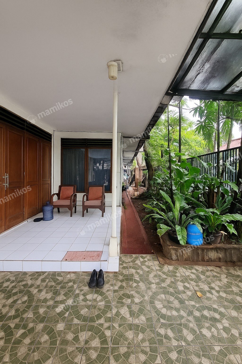Rumah Sertifikat SHM 5 Kamar Tidur 2 Kamar Mandi Kebayoran Baru Jakarta Selatan - Photo 2