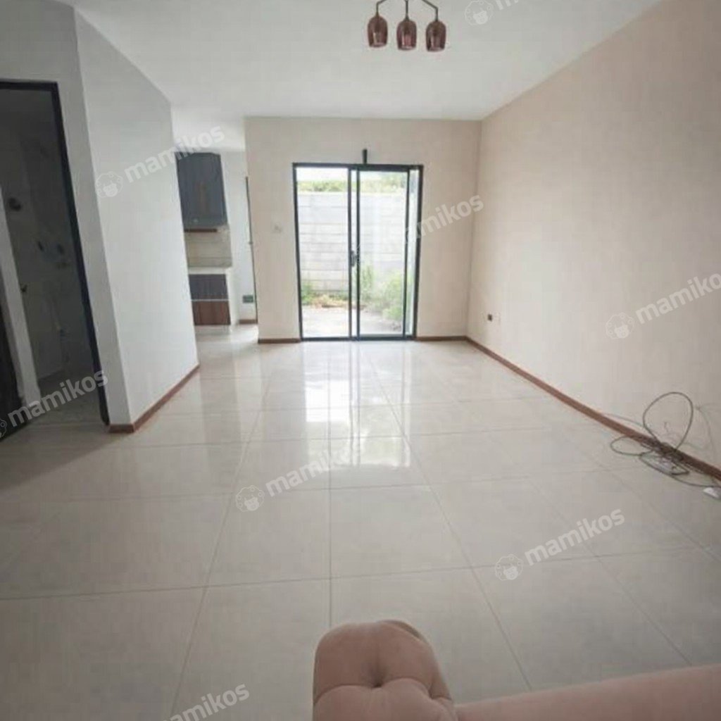 Rumah Sertifikat PPJB 2 Kamar Tidur 2 Kamar Mandi Semanan Jakarta Barat - Photo 2