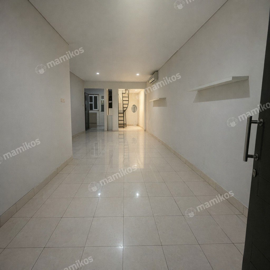 Rumah Sertifikat SHM 3 Kamar Tidur 2 Kamar Mandi Raffles Hills Jakarta Timur - Photo 2