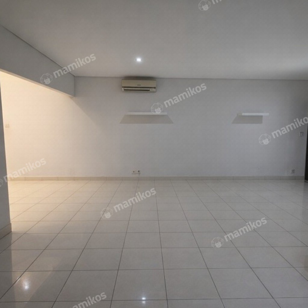 Rumah Sertifikat SHM 3 Kamar Tidur 2 Kamar Mandi Raffles Hills Jakarta Timur - Photo 3