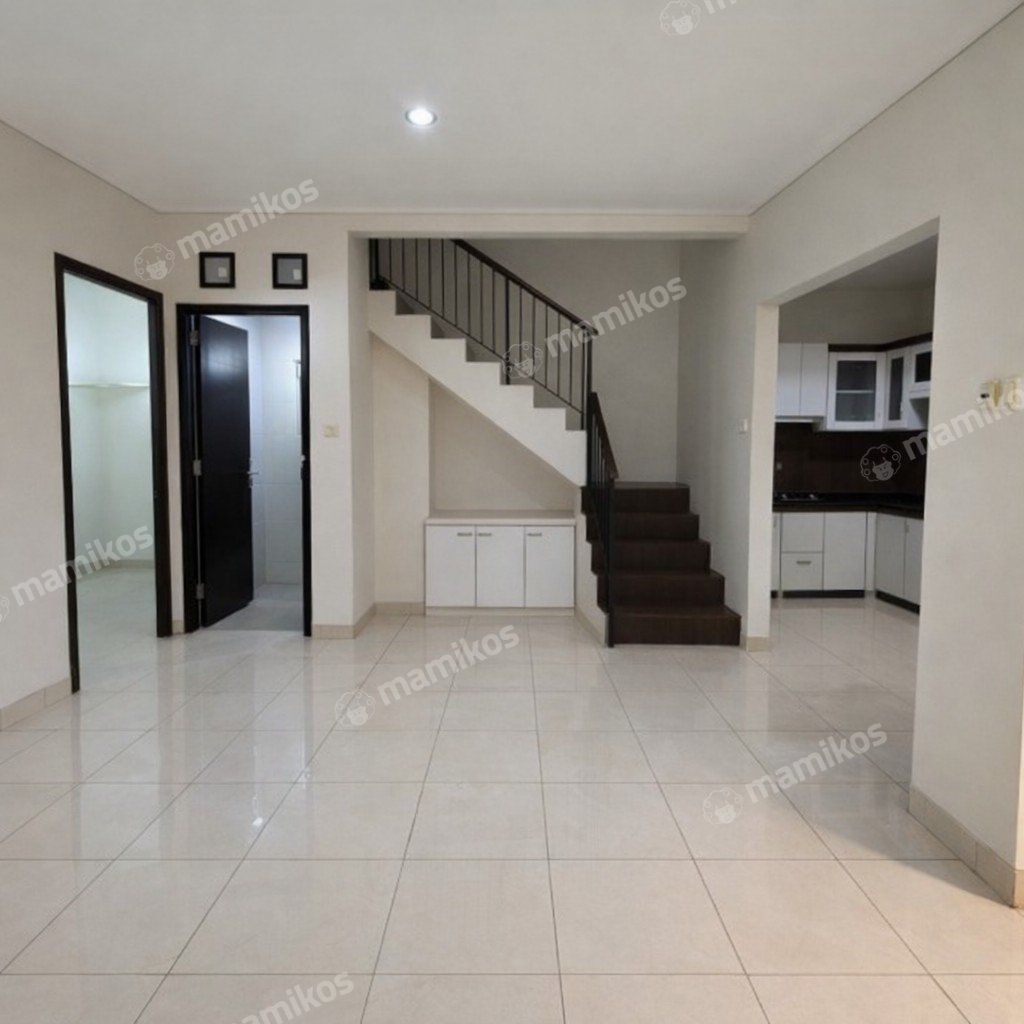 Rumah Sertifikat SHM 3 Kamar Tidur 2 Kamar Mandi Raffles Hills Jakarta Timur - Photo 4