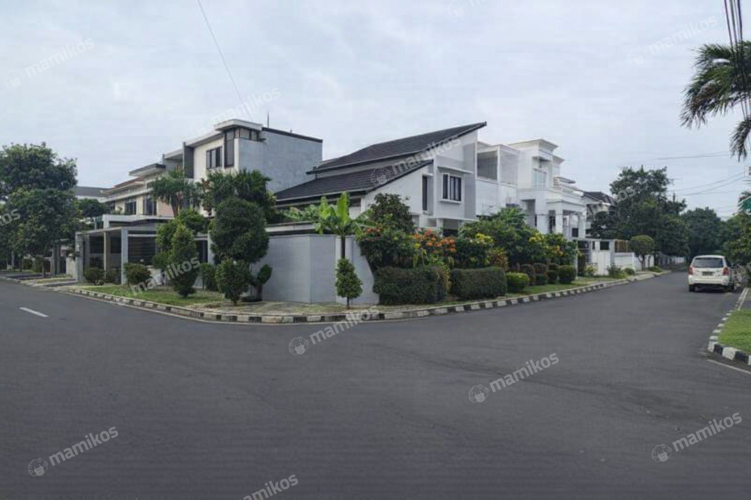 Rumah Sertifikat SHM 5 Kamar Tidur 4 Kamar Mandi Kayu Putih Jakarta Timur