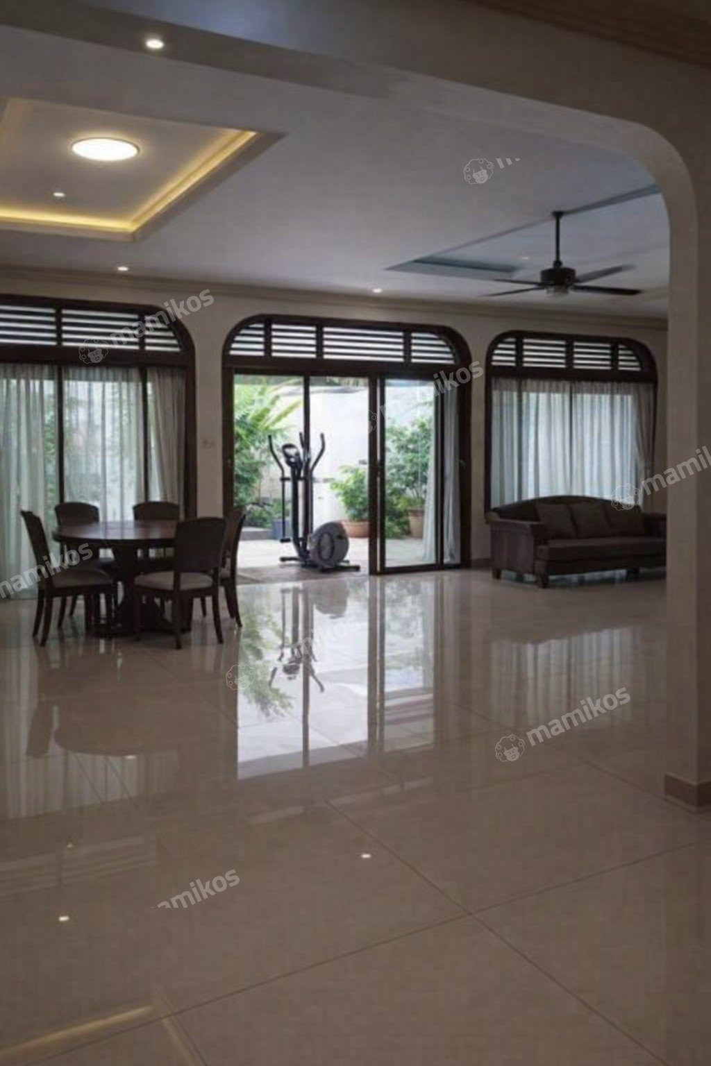 Rumah Sertifikat SHM 4 Kamar Tidur 2 Kamar Mandi Pancoran Jakarta Selatan - Photo 2