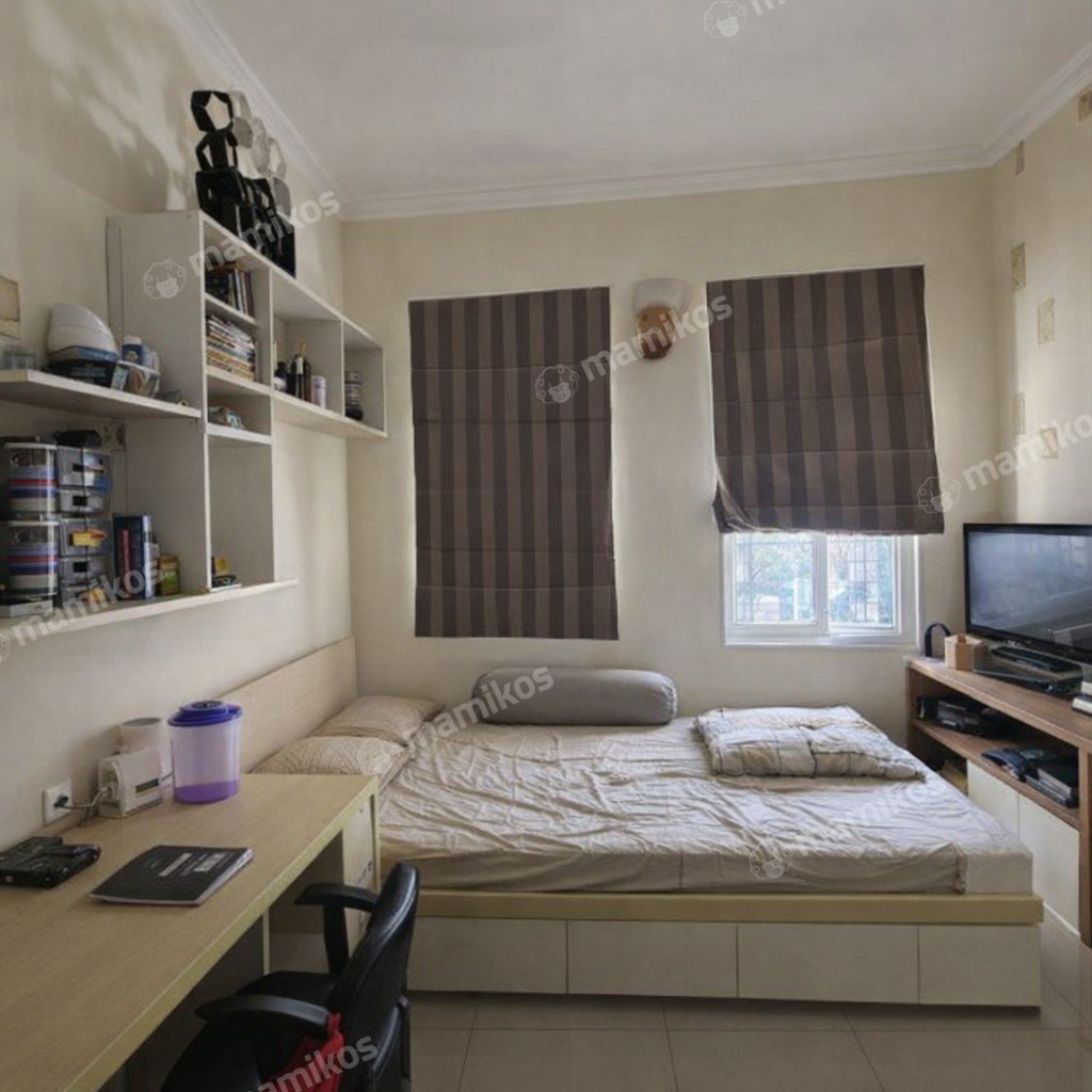 Rumah Sertifikat SHM 3 Kamar Tidur 3 Kamar Mandi Daan Mogot Jakarta Barat - Photo 2