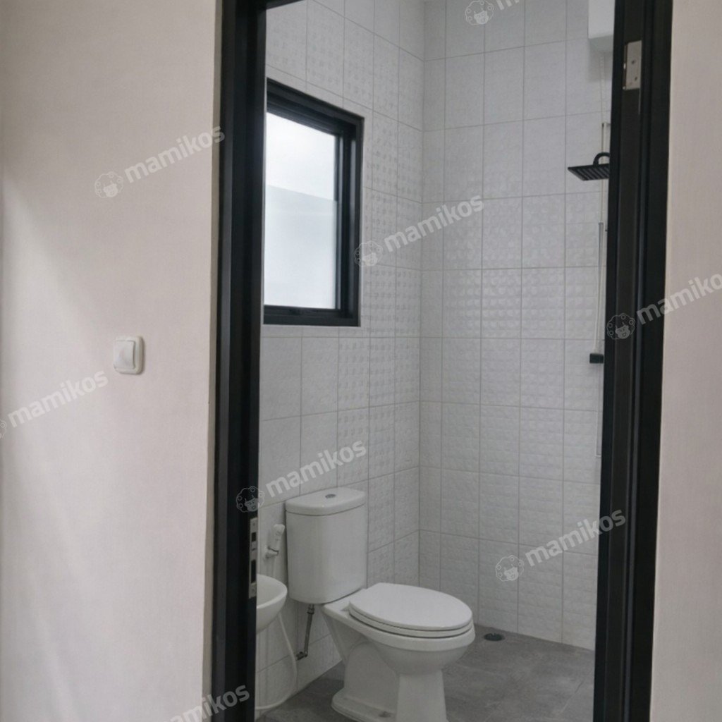 Rumah Sertifikat SHM 4 Kamar Tidur 4 Kamar Mandi Citra Grand Jakarta Timur - Photo 3