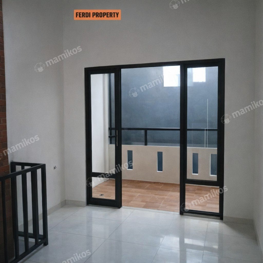 Rumah Sertifikat SHM 4 Kamar Tidur 4 Kamar Mandi Citra Grand Jakarta Timur - Photo 5