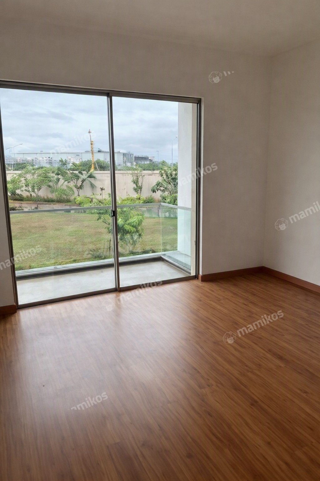 Rumah 3 Kamar Tidur 3 Kamar Mandi 2 Lantai Golf Island Jakarta Utara - Photo 4