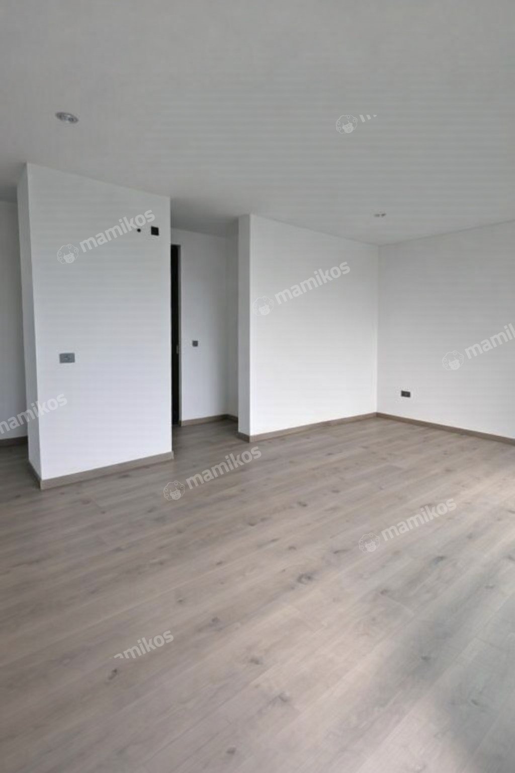 Rumah 5 Kamar Tidur 4 Kamar Mandi 3 Lantai Pantai Indah Kapuk Jakarta Utara - Photo 4