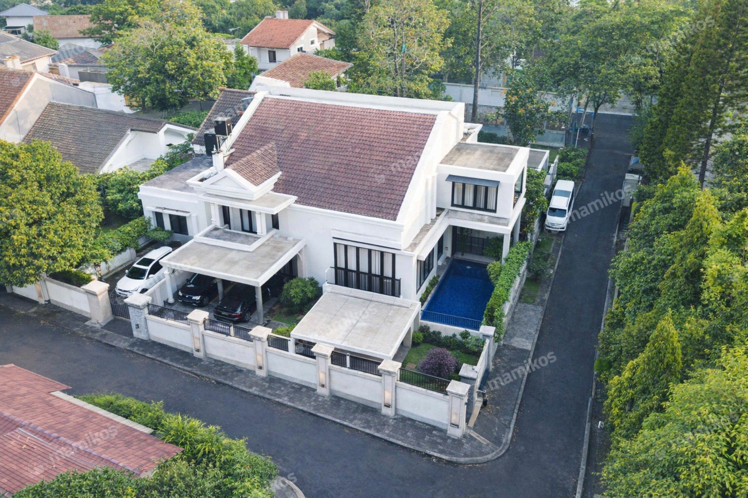 Rumah Sertifikat SHM 5 Kamar Tidur 5 Kamar Mandi Pondok Indah Jakarta Selatan - Photo 4