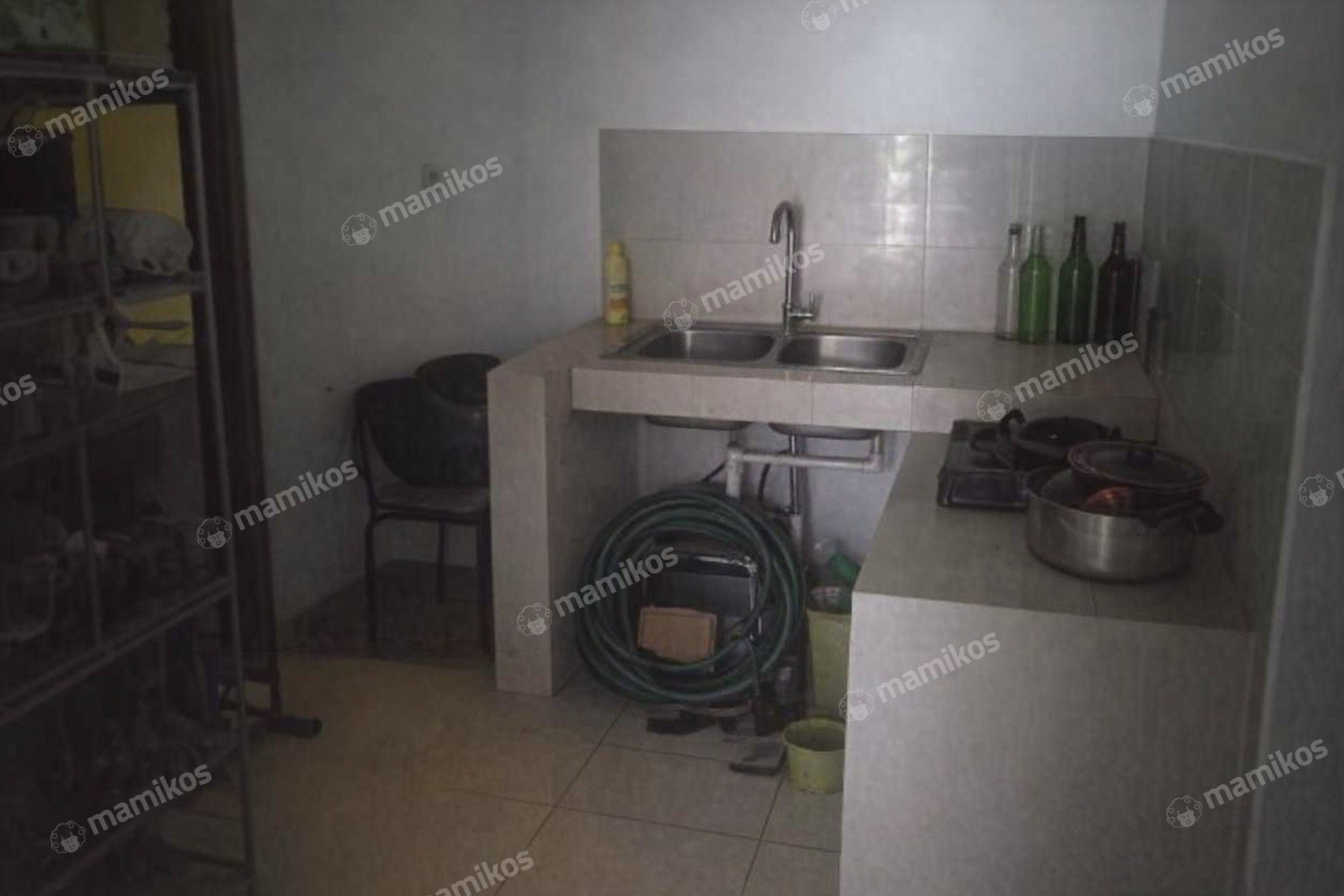 Rumah Sertifikat SHM 5 Kamar Tidur 4 Kamar Mandi Tanjung Duren Jakarta Barat - Photo 4