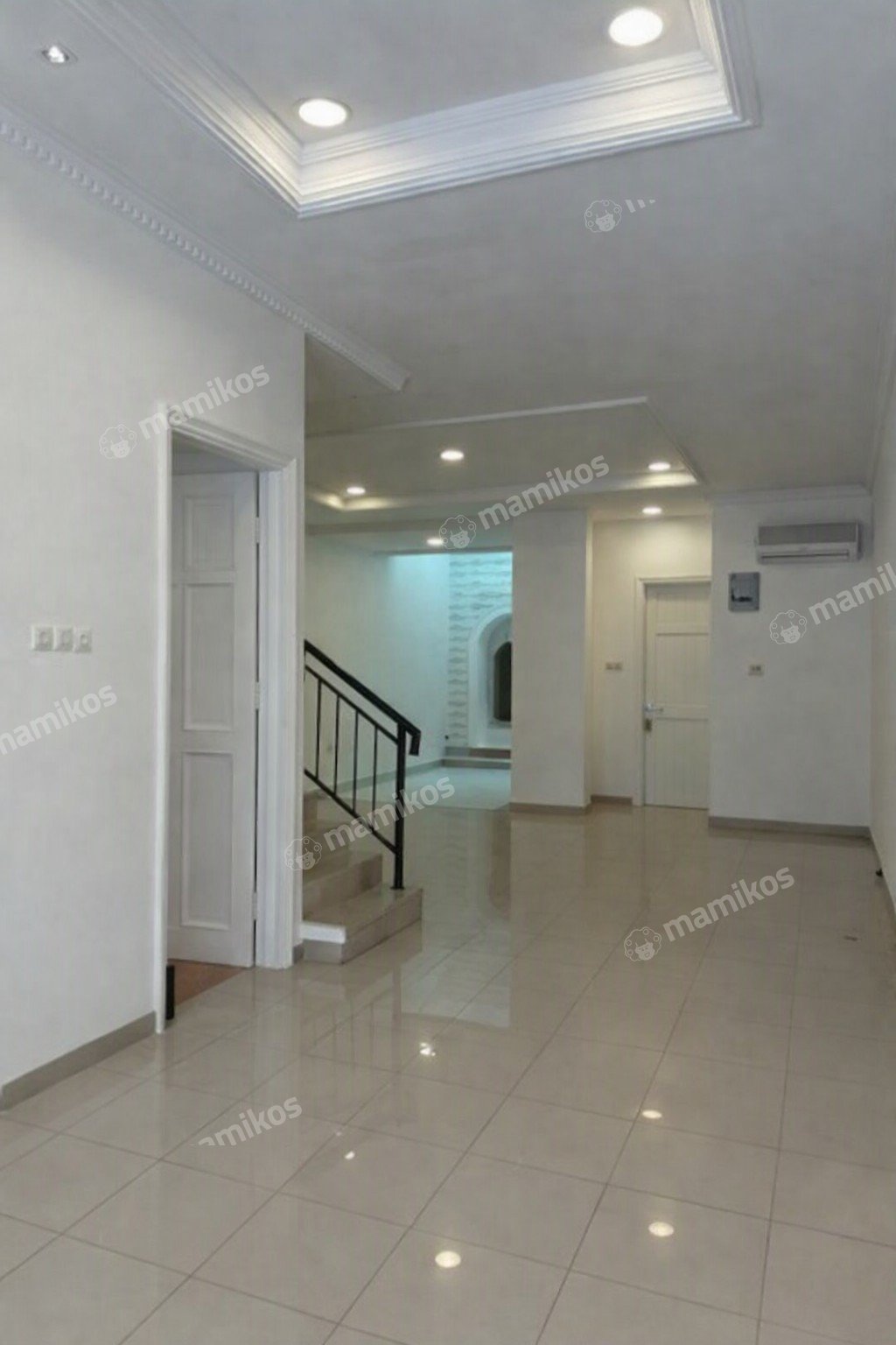 Rumah Sertifikat SHM 4 Kamar Tidur 3 Kamar Mandi Kelapa Gading Jakarta Utara - Photo 2