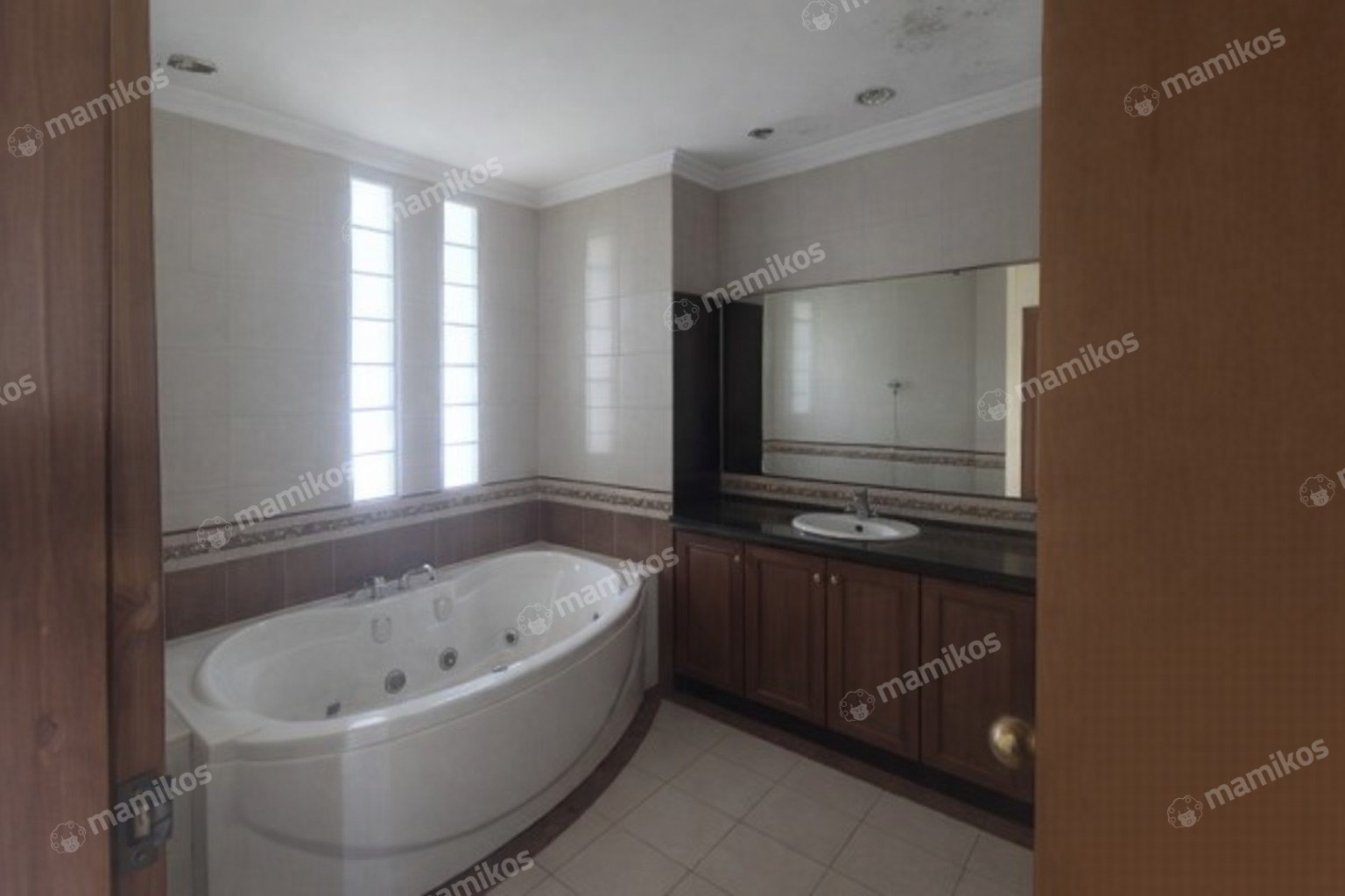 Rumah Sertifikat SHM 4 Kamar Tidur 4 Kamar Mandi Bintaro Jakarta Selatan - Photo 3