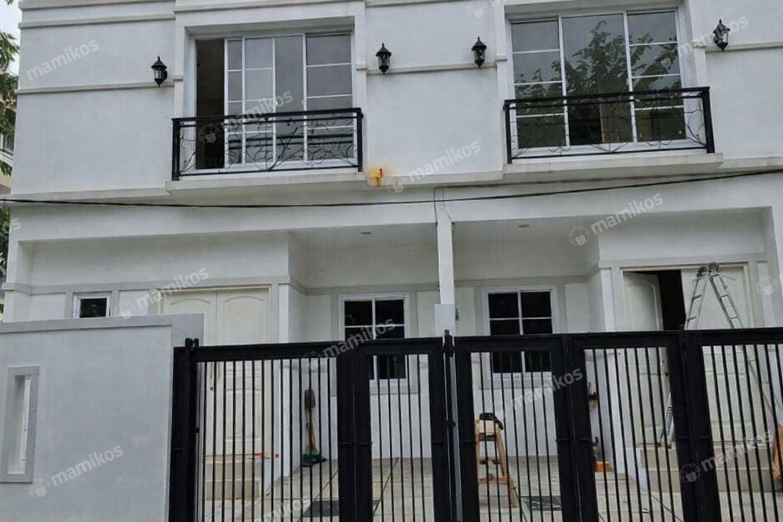 Rumah Sertifikat SHM 3 Kamar Tidur 3 Kamar Mandi Muara Karang Jakarta Utara