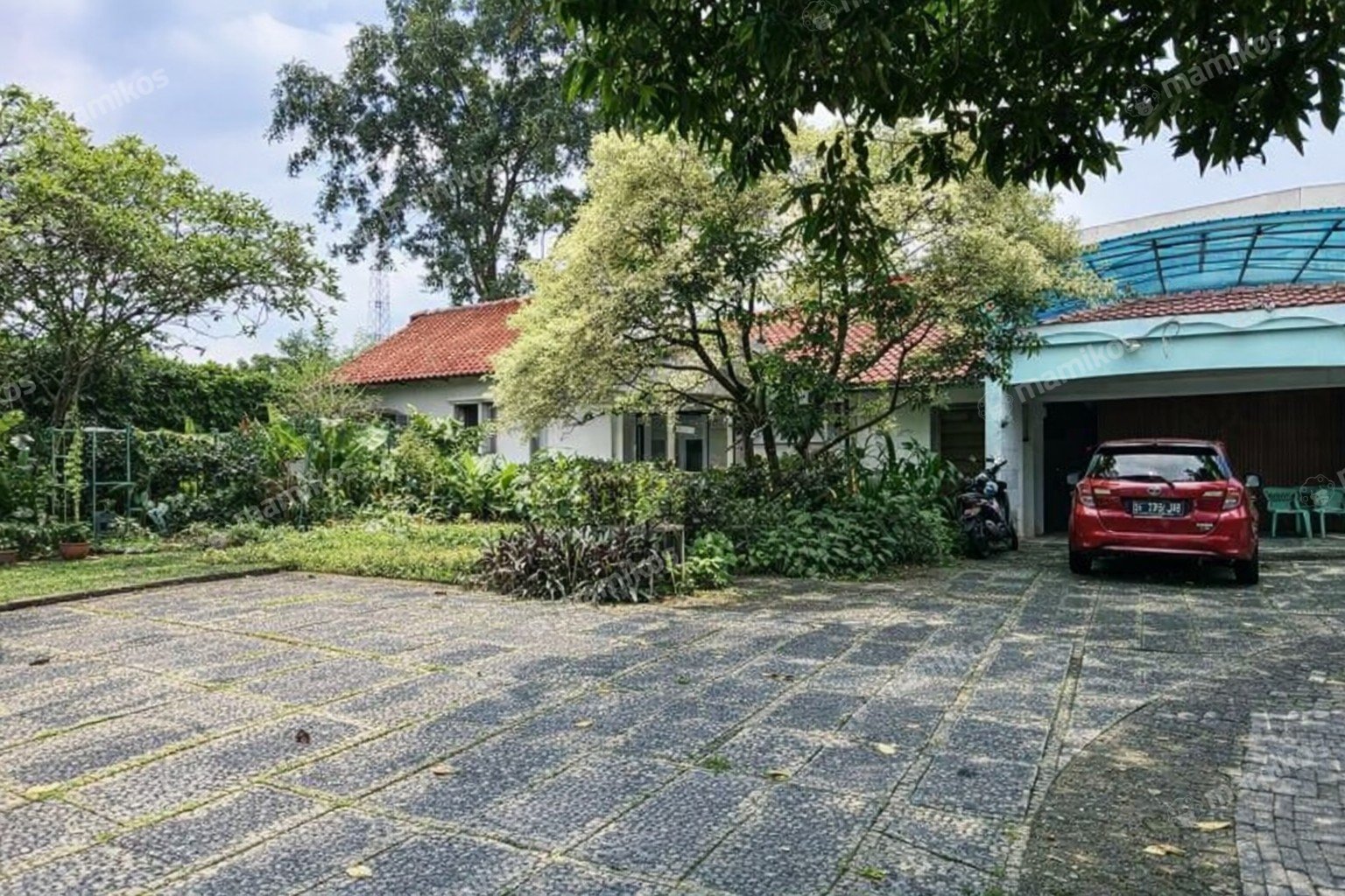 Rumah Sertifikat SHM 7 Kamar Tidur 4 Kamar Mandi Cilandak Jakarta Selatan