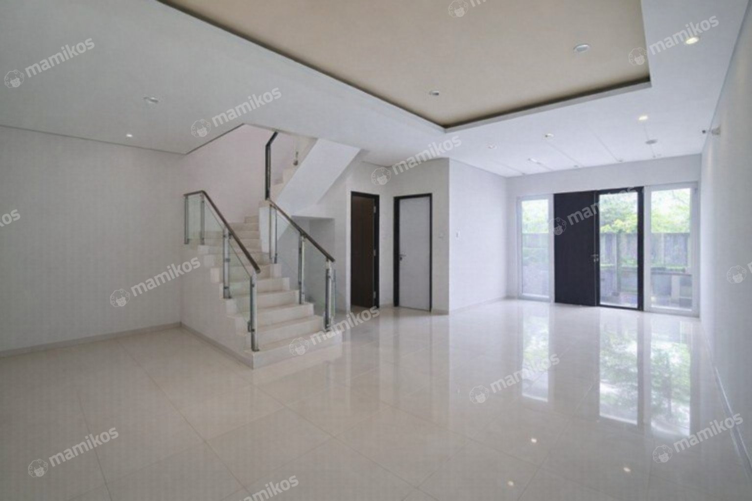 Rumah Sertifikat SHM 4 Kamar Tidur 4 Kamar Mandi Permata Buana Jakarta Barat - Photo 5