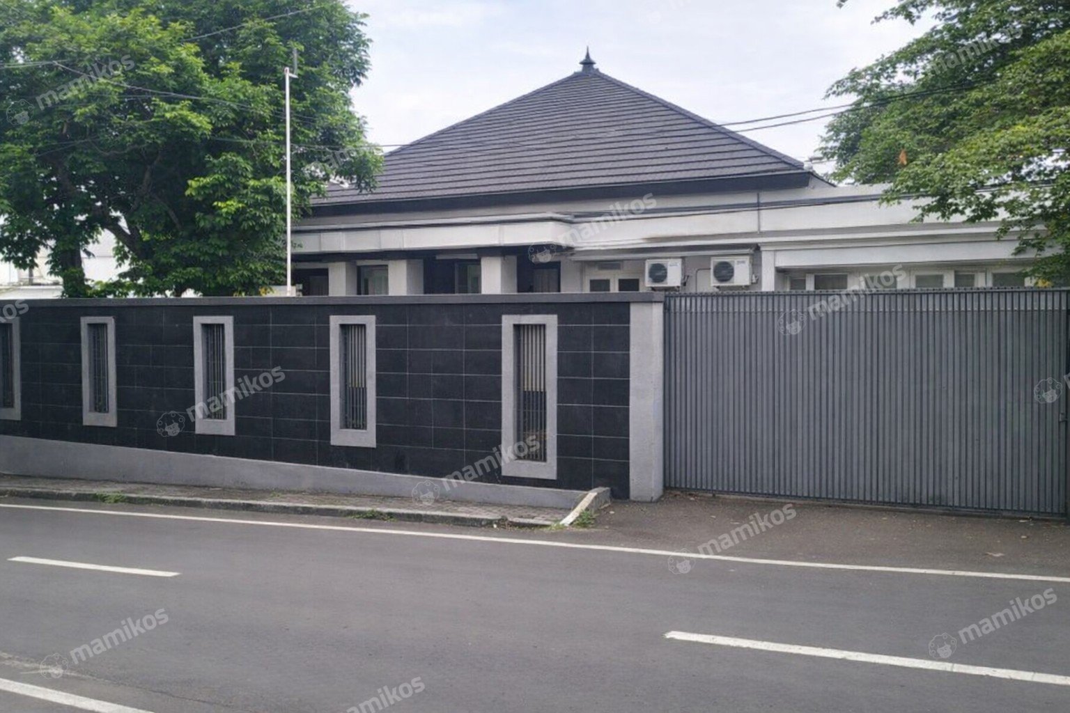 Rumah 3KT 3KM Kemang Jakarta Selatan