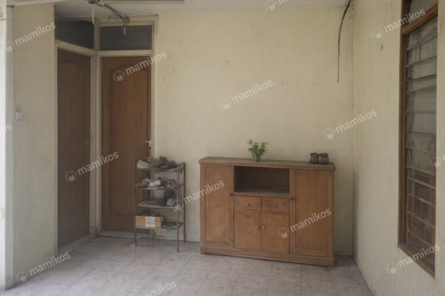 Rumah Sertifikat SHM 4 Kamar Tidur 2 Kamar Mandi Ulujami Jakarta Selatan - Photo 3