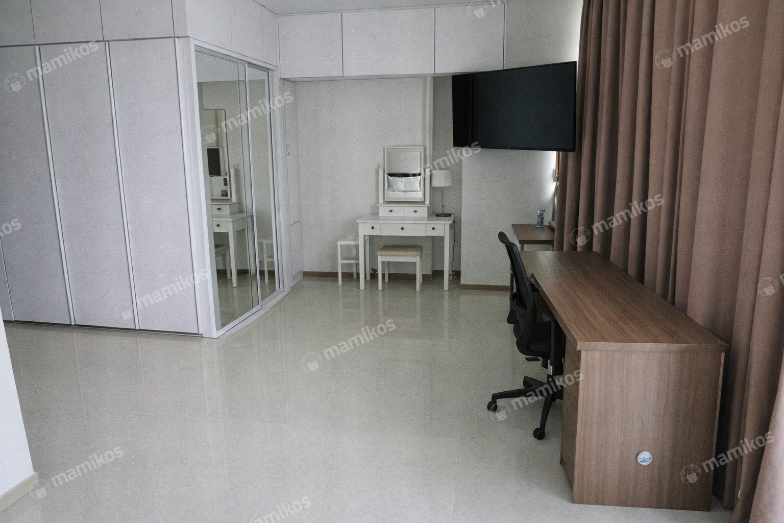 Rumah 5 Kamar Tidur 4 Kamar Mandi 1 Lantai Puri Mansion Jakarta Barat - Photo 2