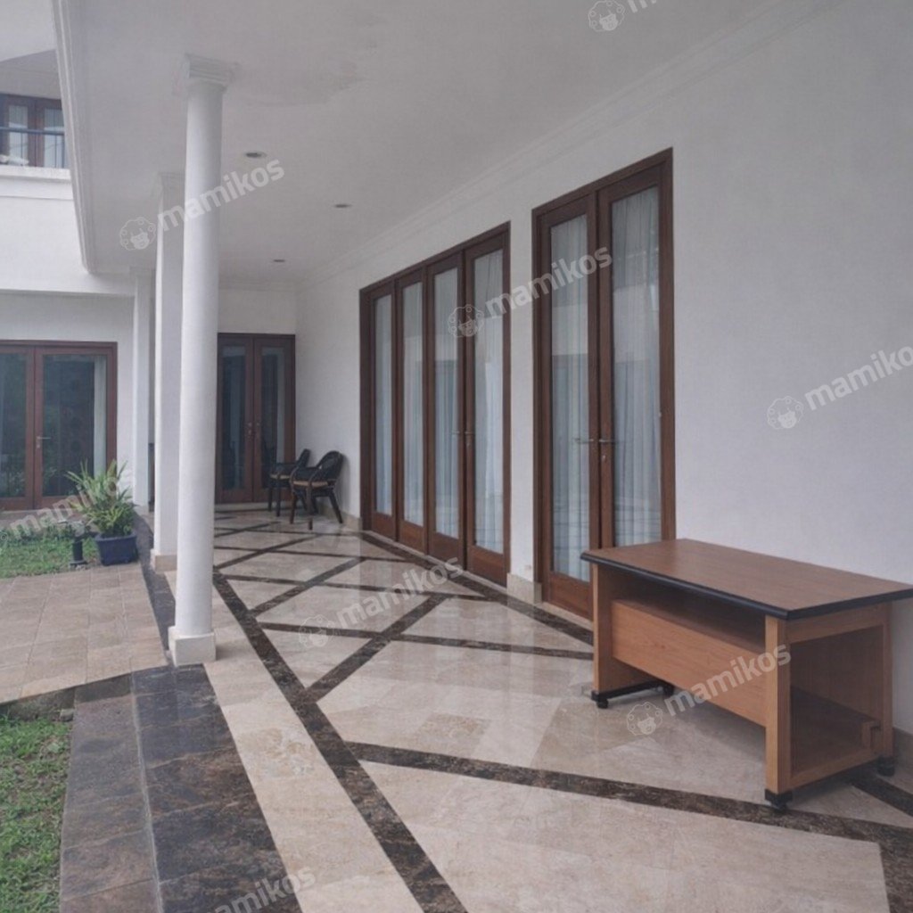 Rumah Sertifikat SHM 5 Kamar Tidur 5 Kamar Mandi Cilandak Jakarta Selatan - Photo 4