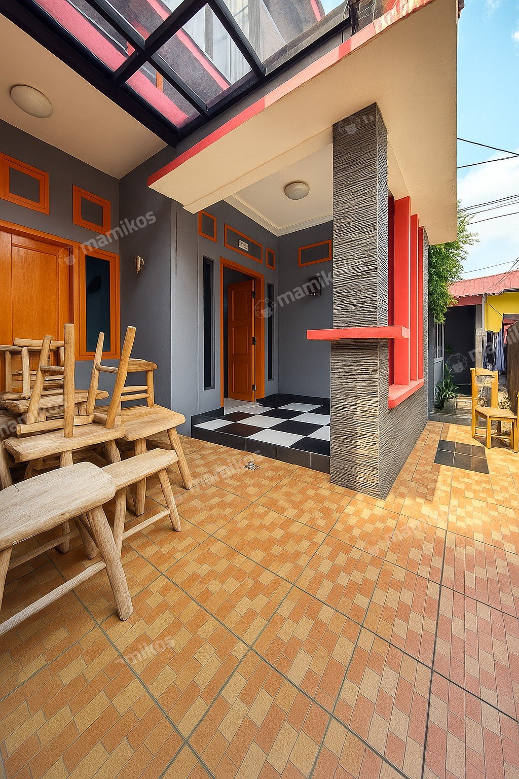Rumah Sertifikat SHM 4 Kamar Tidur 4 Kamar Mandi Lubang Buaya Jakarta Timur - Photo 4