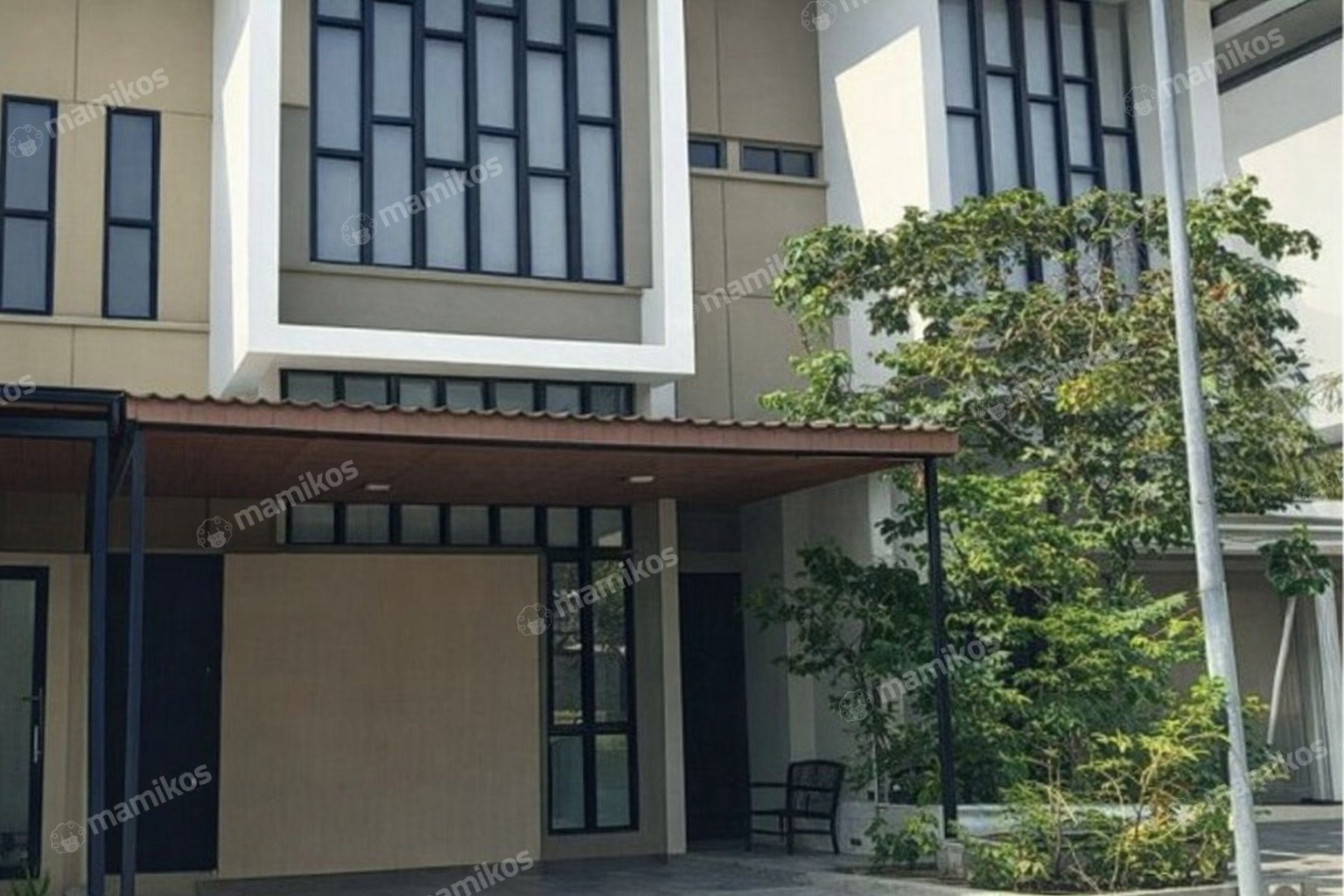 Rumah Sertifikat PPJB 4 Kamar Tidur 4 Kamar Mandi Cakung Jakarta Timur