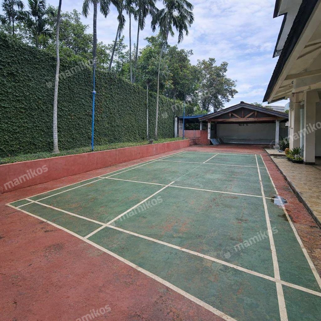 Rumah Sertifikat SHM 4 Kamar Tidur 4 Kamar Mandi Kebayoran Baru Jakarta Selatan - Photo 2