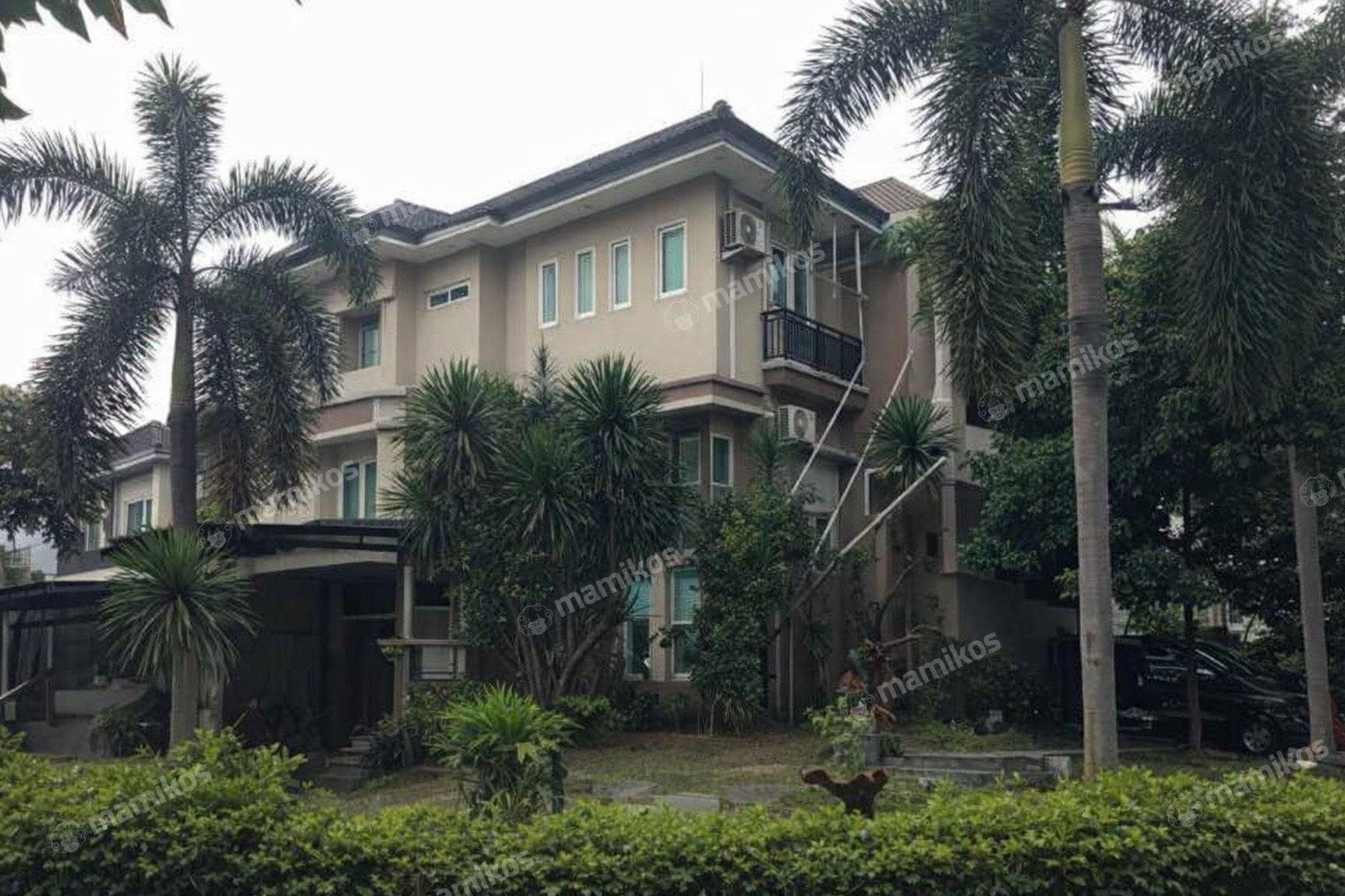 Rumah Sertifikat SHM 4 Kamar Tidur 4 Kamar Mandi Citra Grand Jakarta Timur