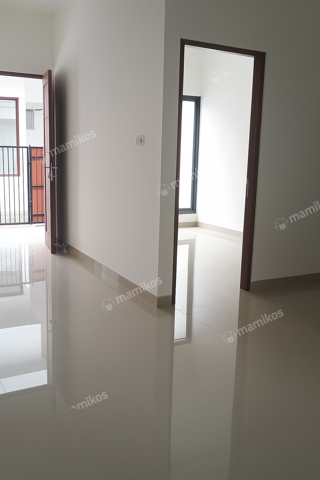 Rumah Sertifikat SHM 4 Kamar Tidur 3 Kamar Mandi Duren Sawit Jakarta Timur - Photo 3
