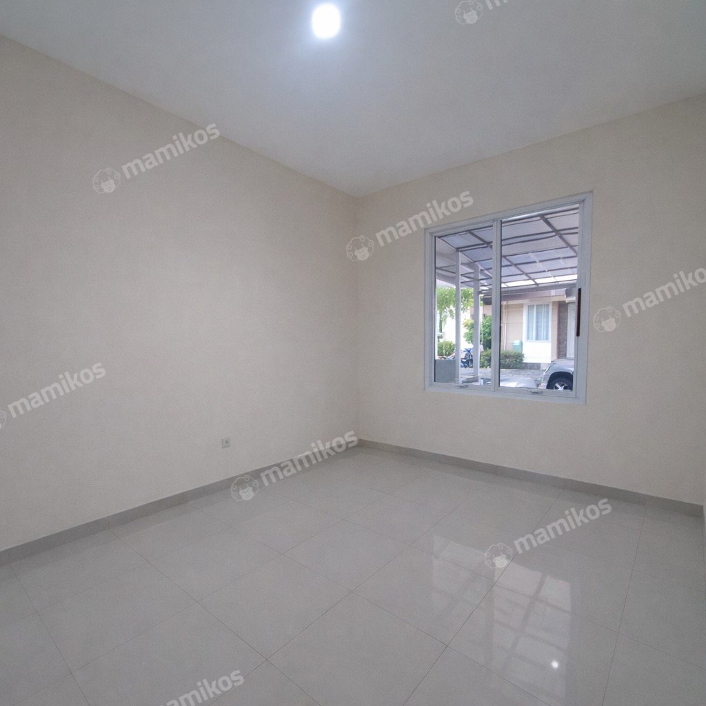 Rumah Sertifikat SHM 3 Kamar Tidur 3 Kamar Mandi Green Lake City Jakarta Barat - Photo 3