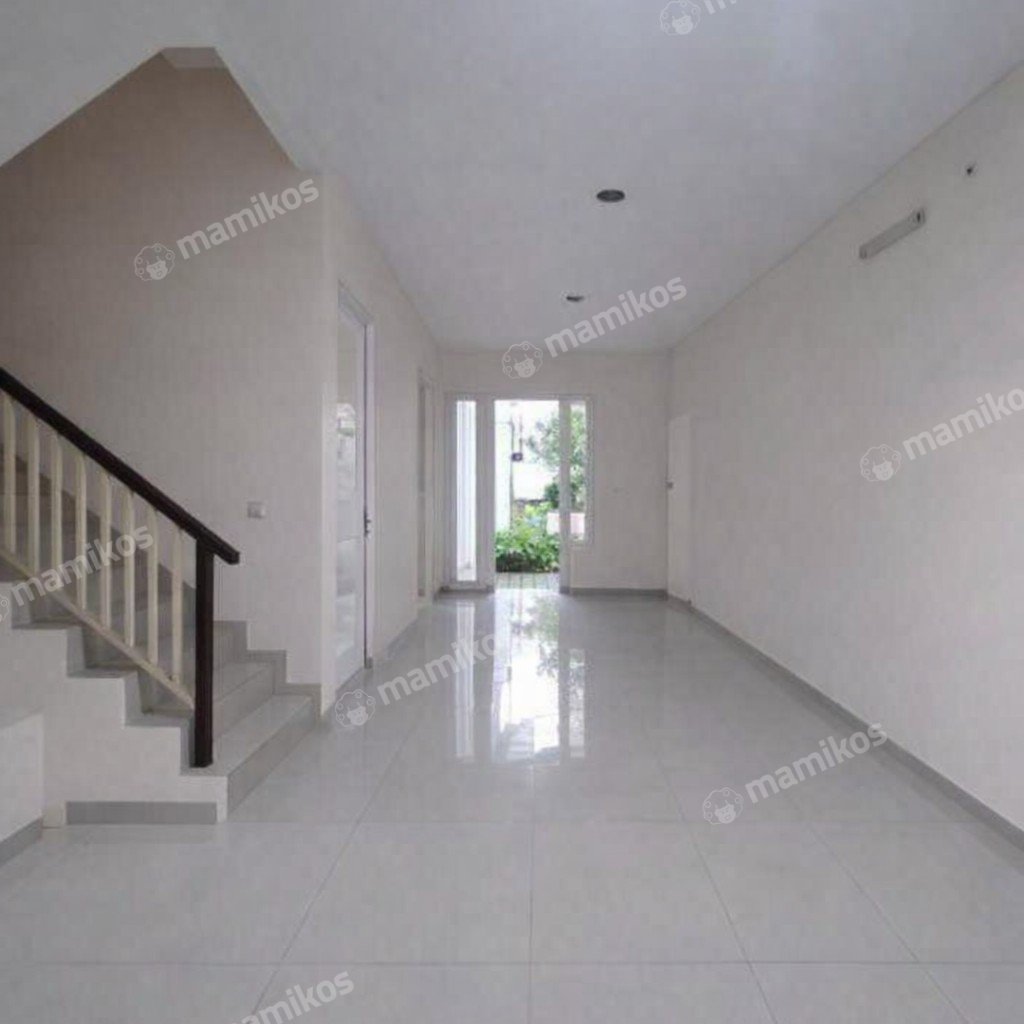 Rumah Sertifikat SHM 3 Kamar Tidur 3 Kamar Mandi Green Lake City Jakarta Barat - Photo 4