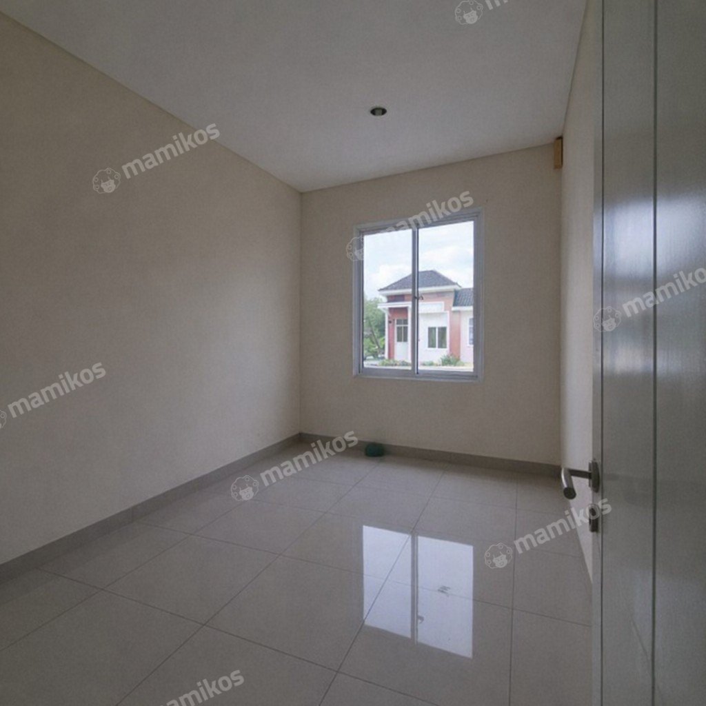 Rumah Sertifikat SHM 3 Kamar Tidur 3 Kamar Mandi Green Lake City Jakarta Barat - Photo 5